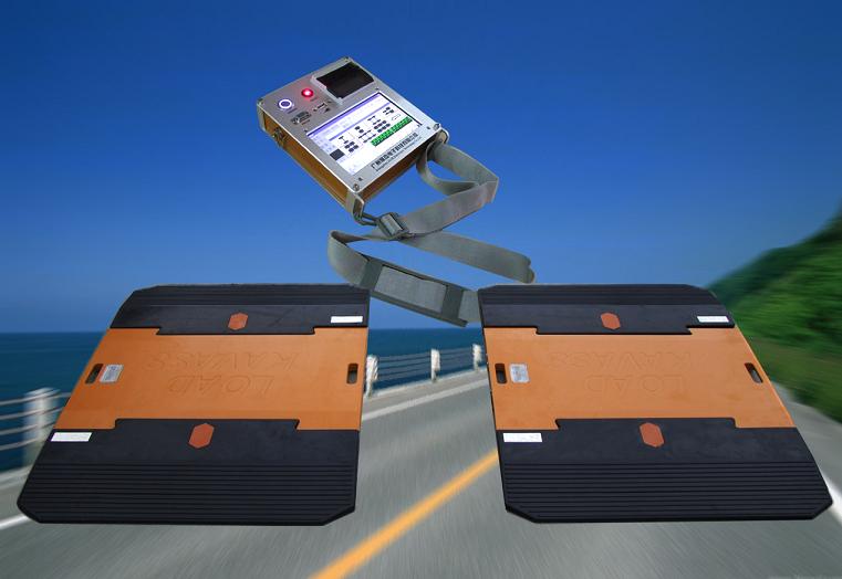 唇线笔怎么用 两个步骤教你画出好看唇峰_火狐电竞(图2) 火狐电竞平台