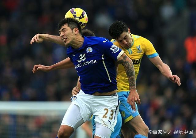 火狐电竞平台-《唐探3》新场景抢先曝光众侦探齐登时尚大刊(图2) 火狐电竞平台