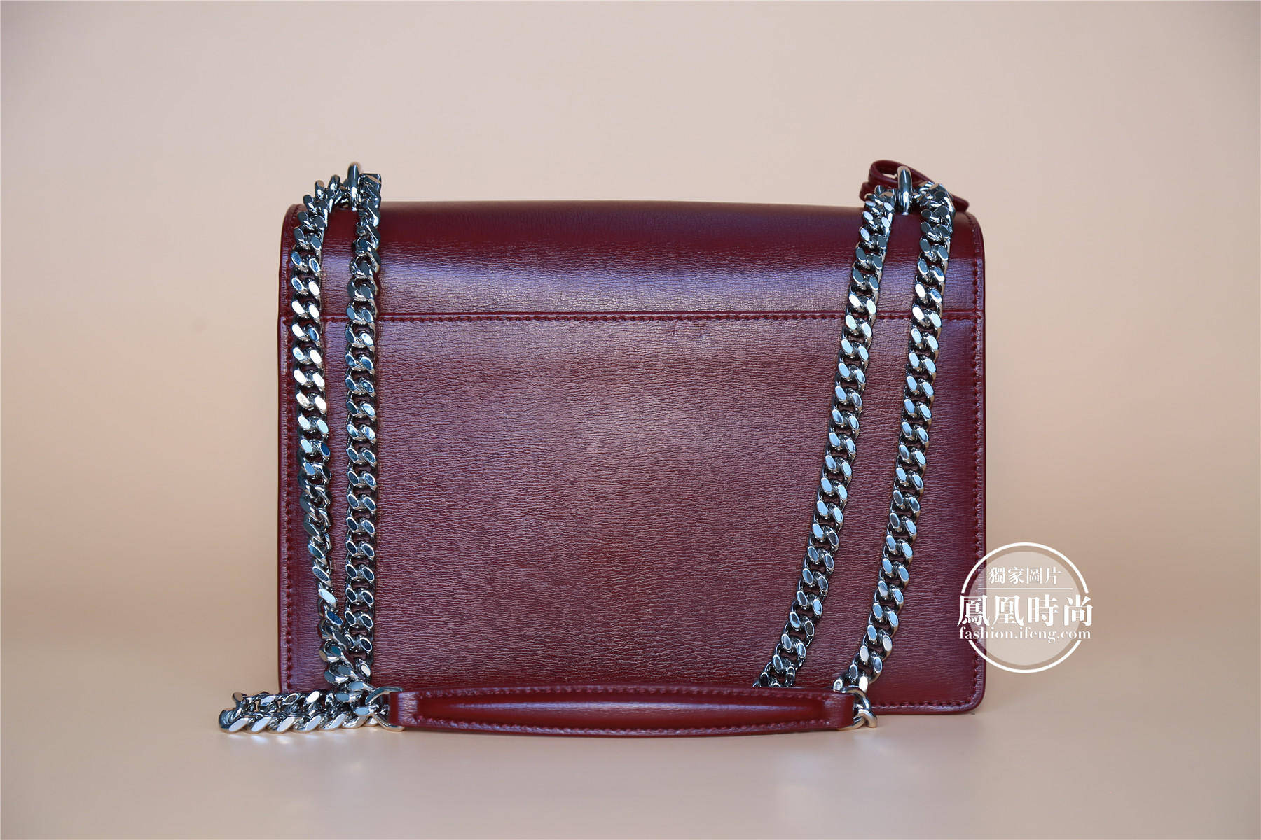 西尔莎·罗南谈《小妇人》 称这部作品是人生中最好的遇见|火狐电竞(图1) 火狐电竞