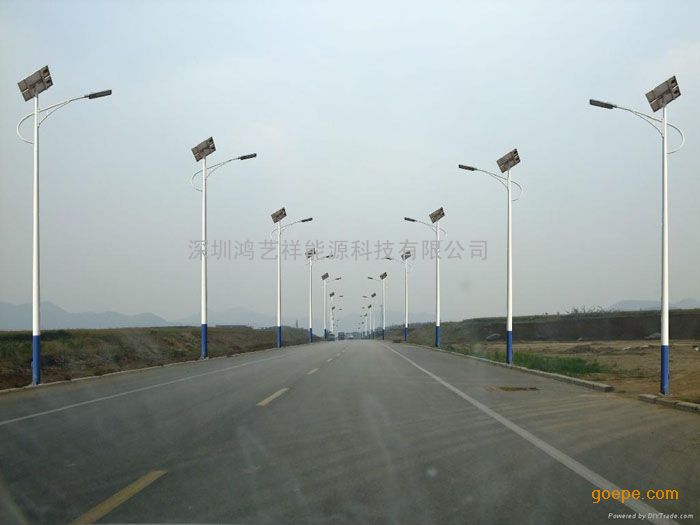 【火狐电竞平台】《江湖儿女》张译幕后特辑 “小镇杰出青年”戏瘾大(图1) 火狐电竞