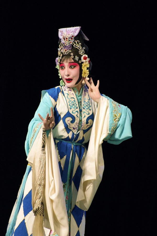 处女膜到底对女人有啥用【火狐电竞平台】(图1) 火狐电竞平台