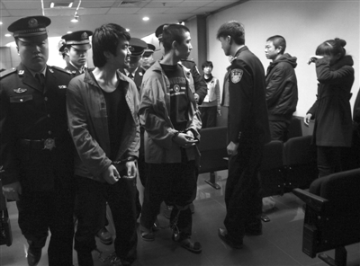 《邦德25》公布演员阵容:奥斯卡影帝拉米马雷克加盟007丹尼尔克雷格回归|火狐电竞(图1) 火狐电竞官网